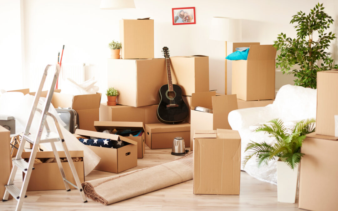 5 Simple Decluttering Tips to Streamline Your Home or Office